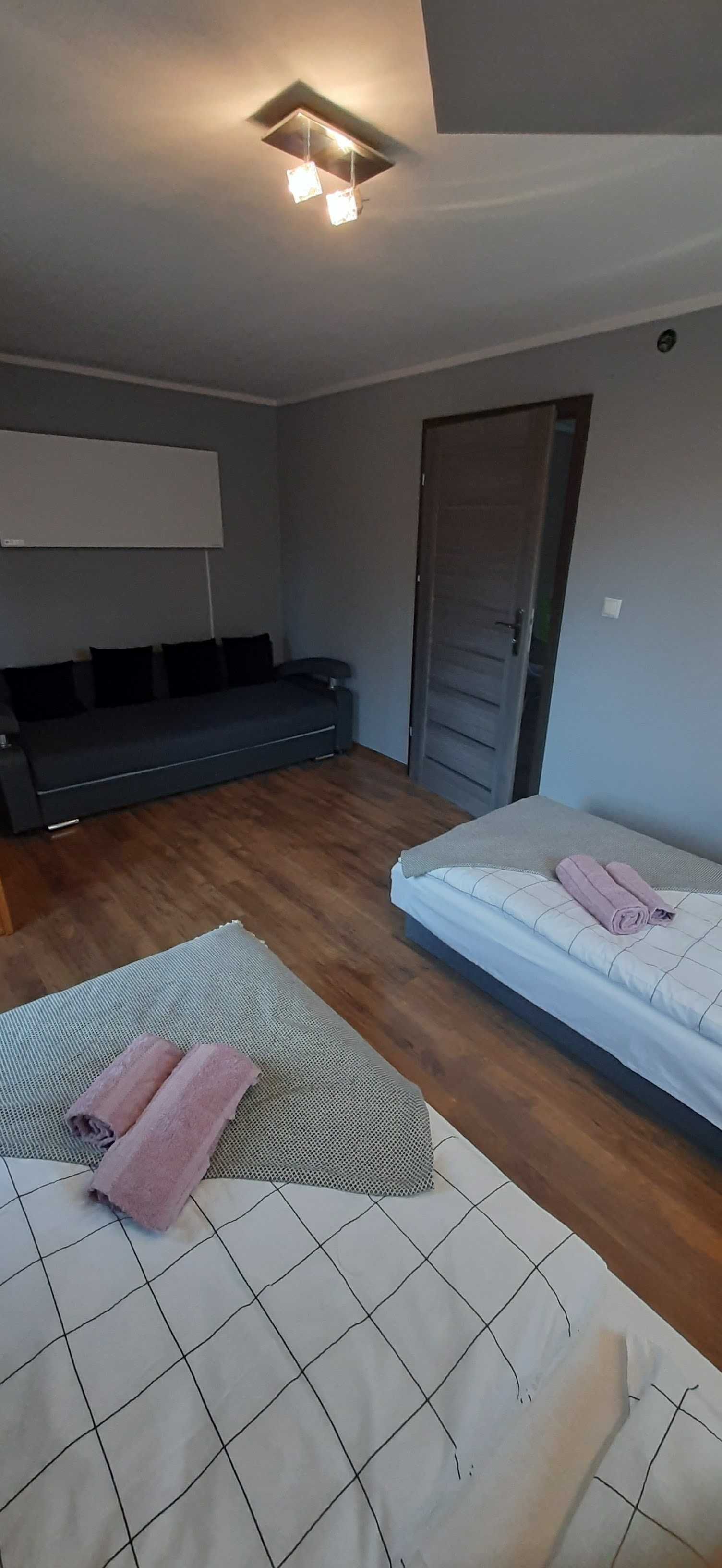 Mieszkanie wakacyjne apartament nocleg Sudety Karkonosze jezioro góry