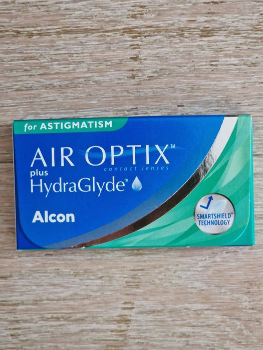 Торичні контактні лінзи Air Optix plus HydraGlyde For Astigmatism