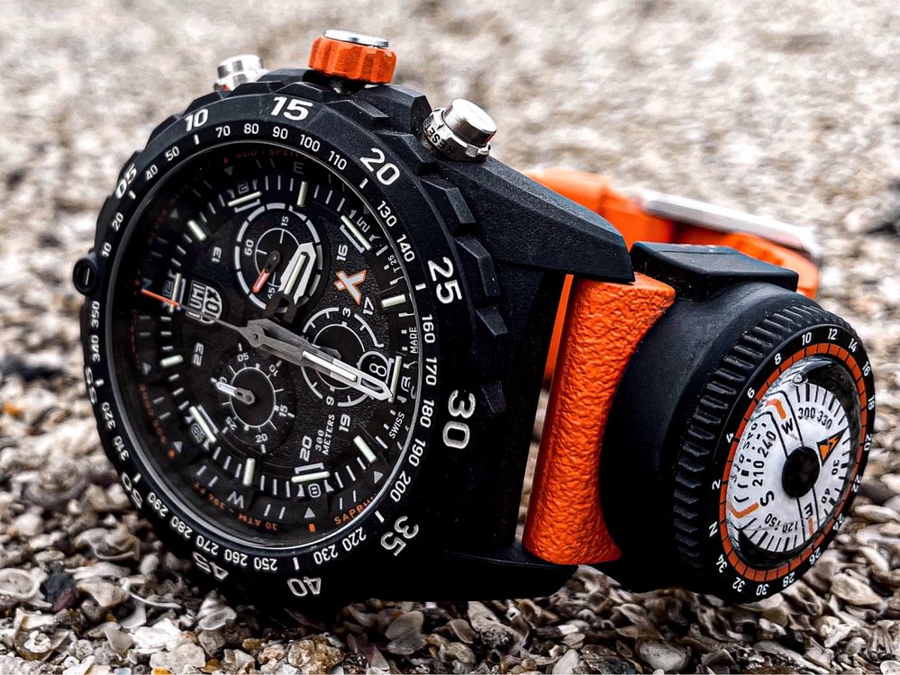 LUMINOX Bear Grylls Never give up survilal master series