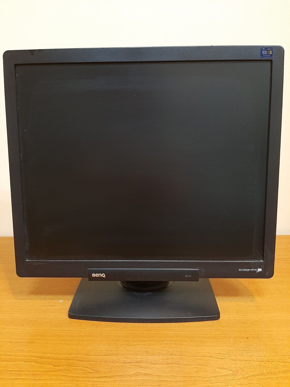 Монитор  Benq 17"  монiтор 17дюймов