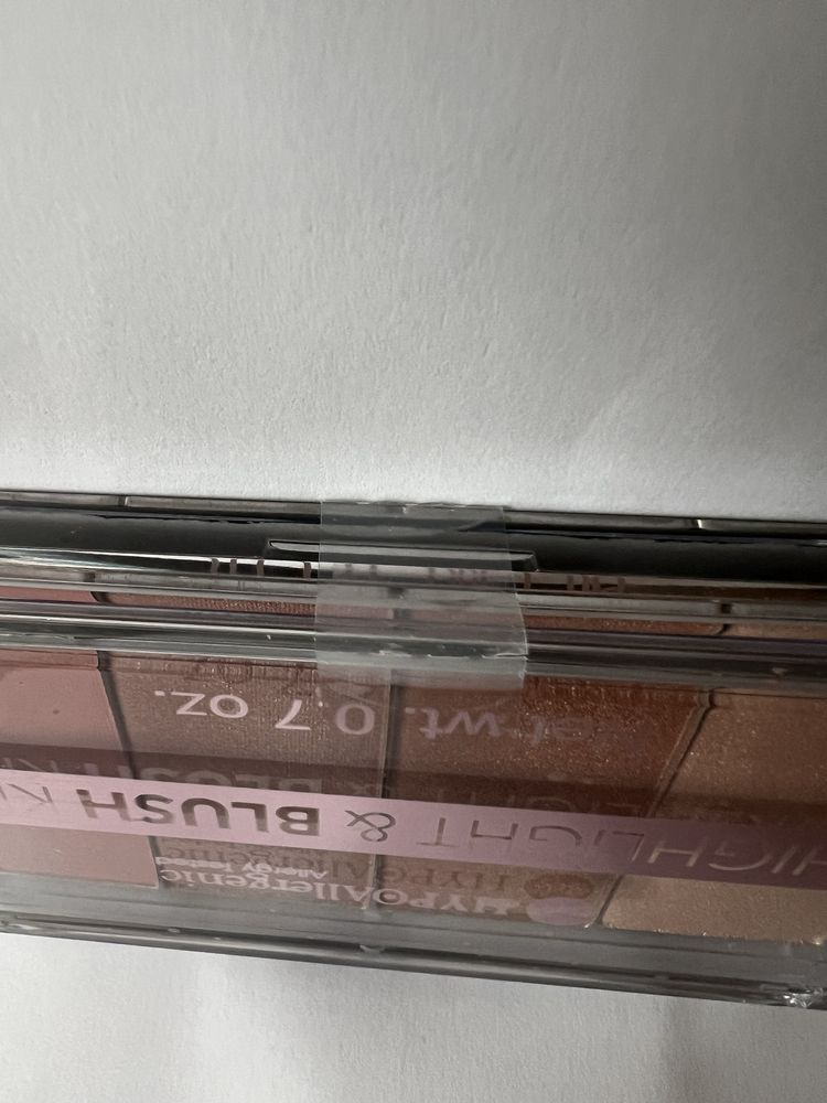 Bell HYPOAllergenic zestaw numer 1, paleta 3 rozświetlaczy i różu