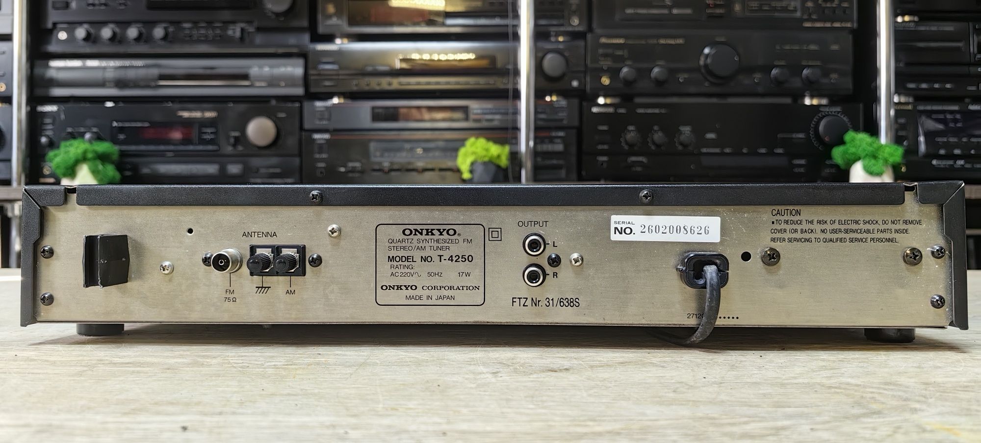 Тюнер Onkyo T-4250