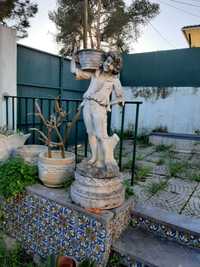 Estátua para jardim