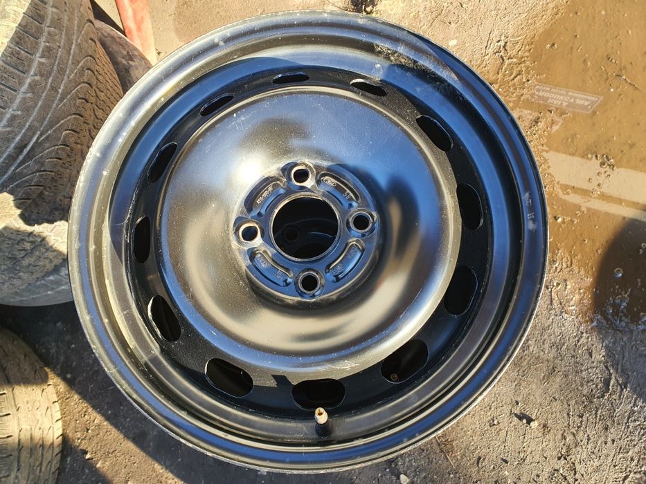 Felgi 15 Ford Bmax Fiesta MK7 MK8 Ka+ Tourneo Ecosport 4x108 TPMS ET37