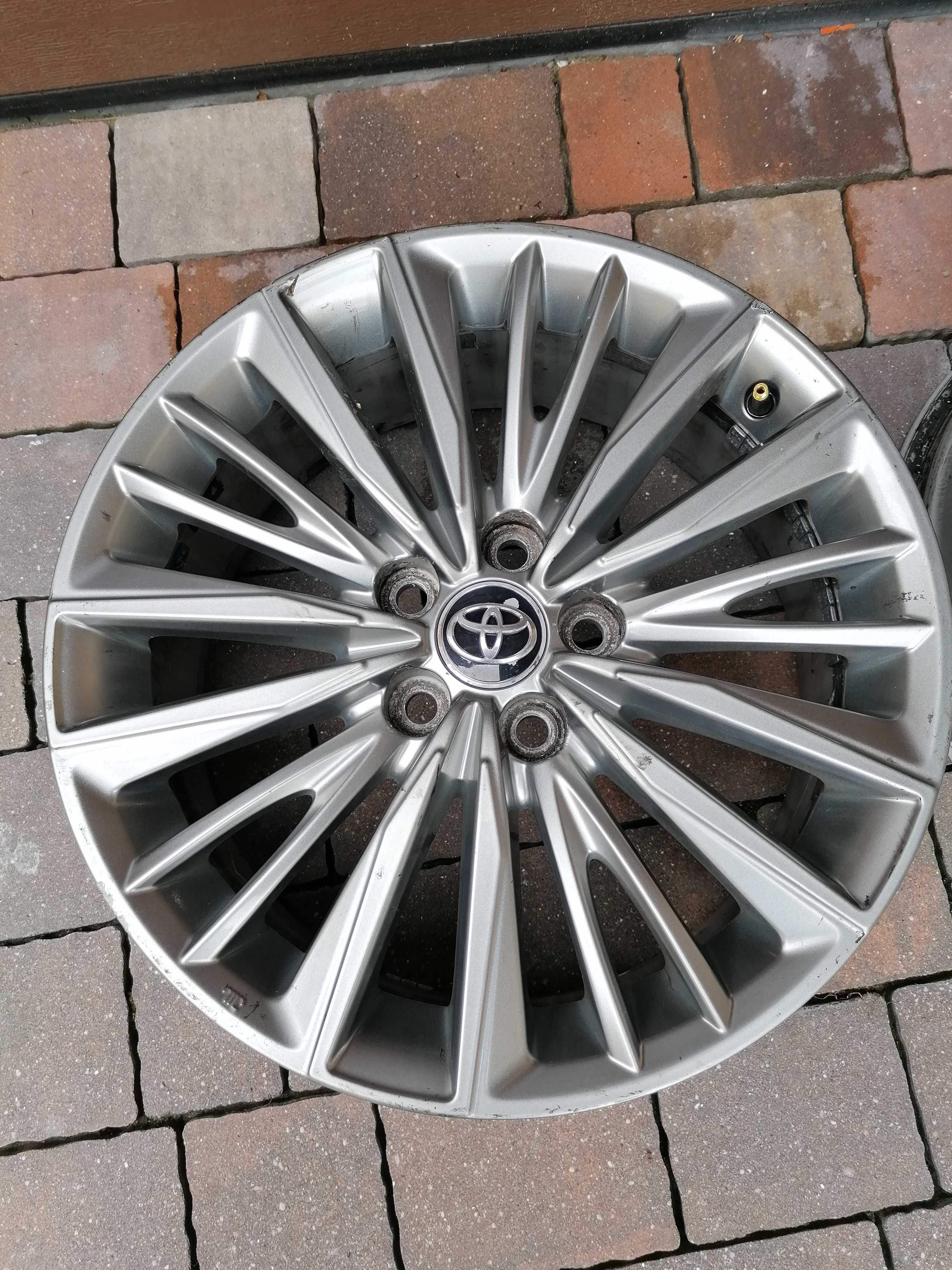 Felgi Aluminiowe 18 cali TOYOTA AVENSIN.  3SZT.