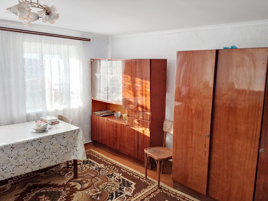 Будинок район Чемерівці