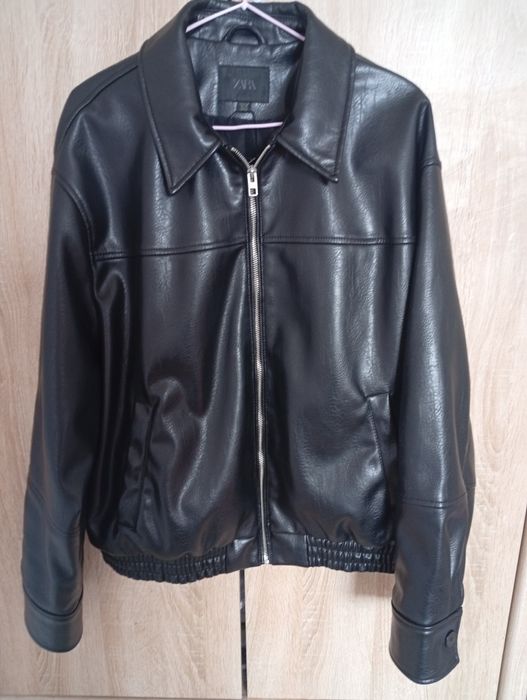 Зара куртка.Розмер М.