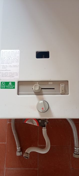 Esquentador Junkers a gás natural usado