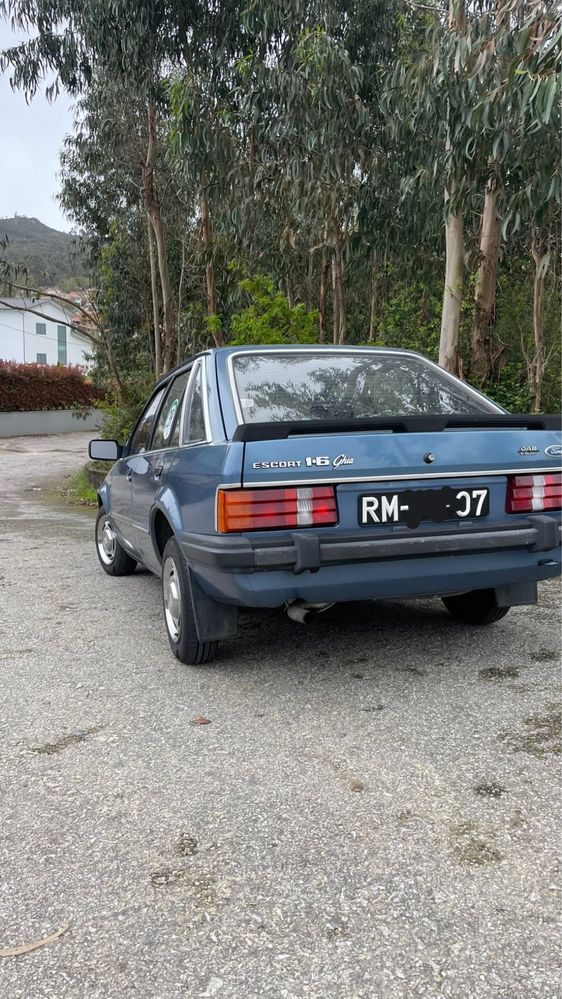 Ford escort 1.6 ghia