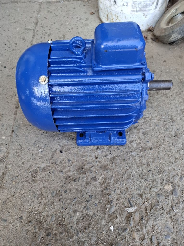 Silnik elektryczny 1.5 kw 950 obrotów polski wolnoobrotowy  Wysyłka