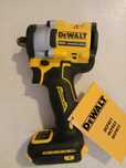 Ударний акумуляторний DeWALT DCF921