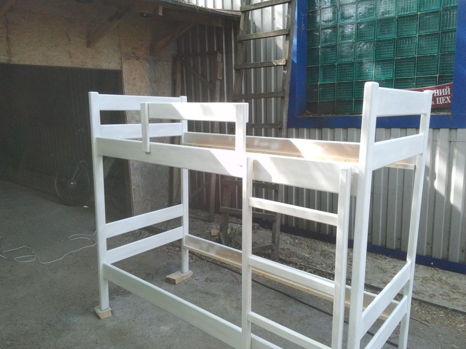 Двоярусне ліжко трансформер