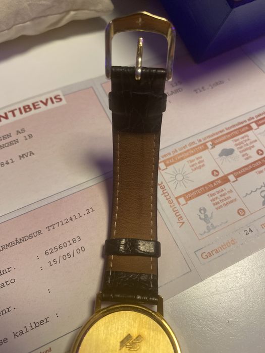 Złoty zegarek Tissot