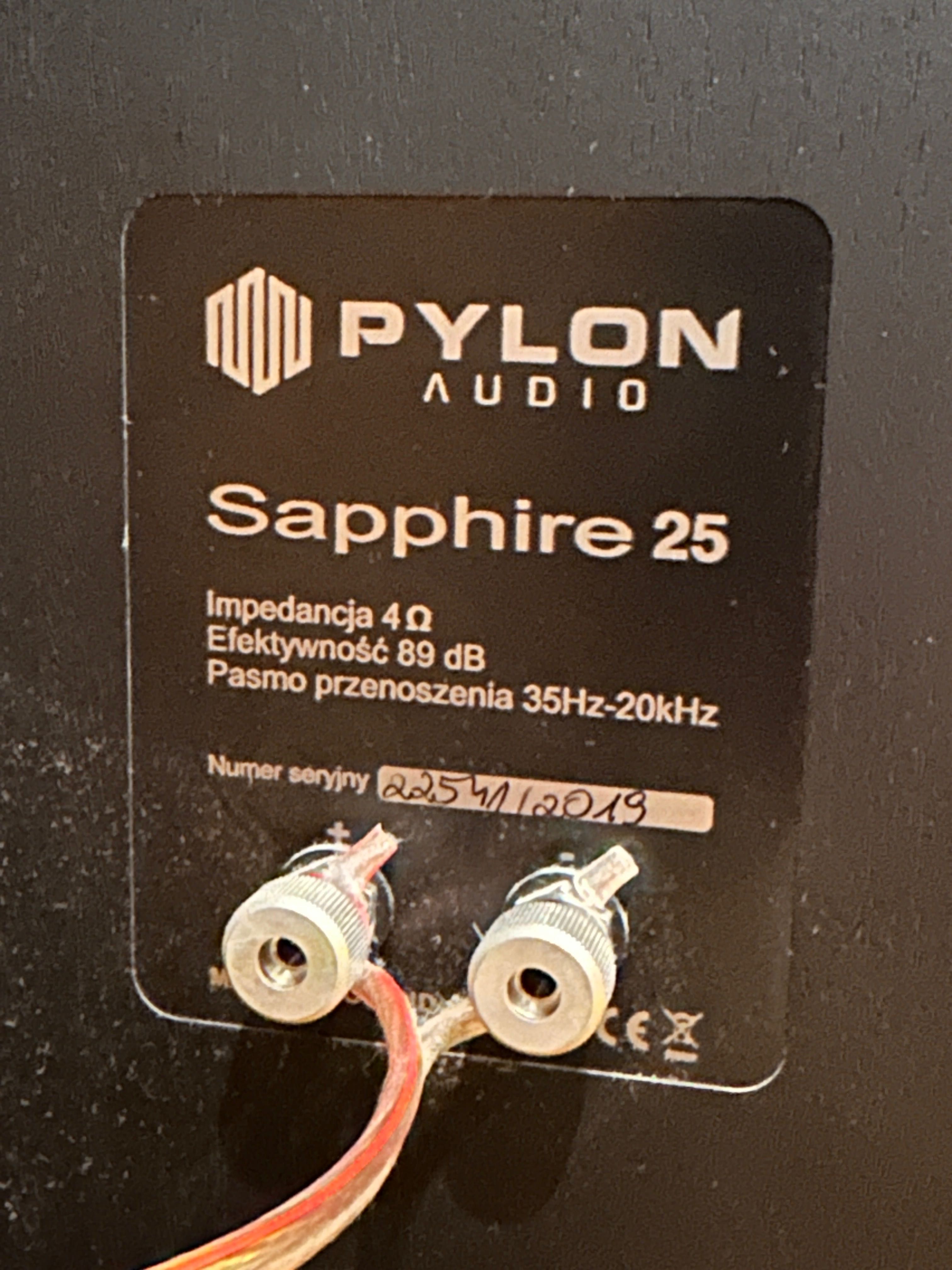 2 Kolumny Pylon Sapphire 25, czarne - stan bdb. Cena za komplet