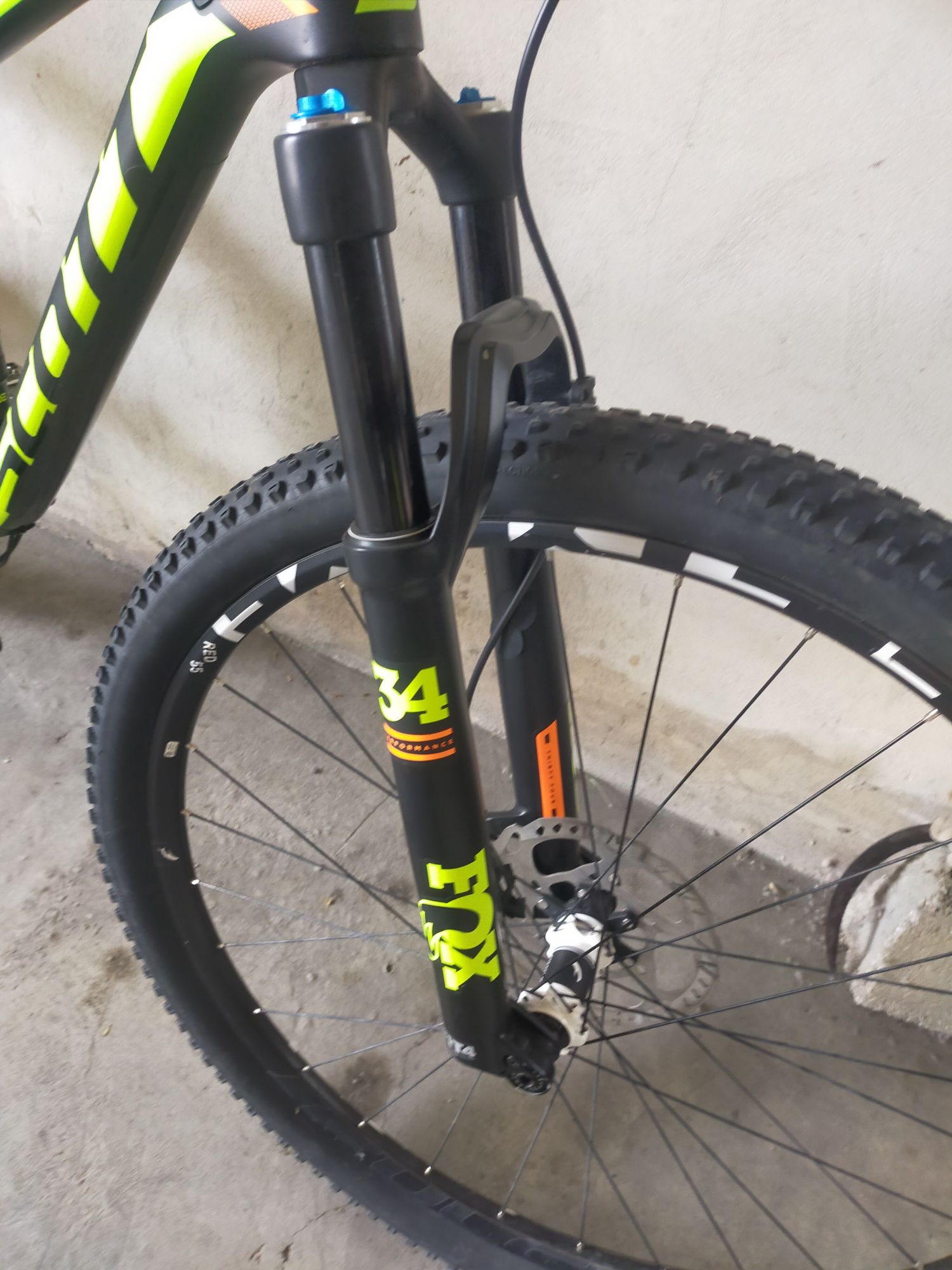 Bicicleta Scott spark