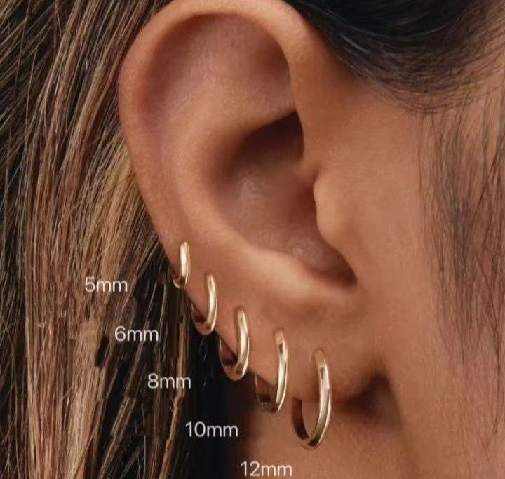 Золотые серьги- кольца 585 пробы.