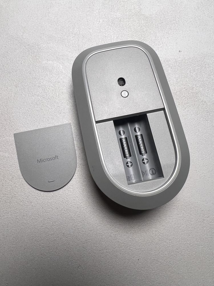 Microsoft Surface Mouse bezprzewodowa mysz myszka bluetooth szara