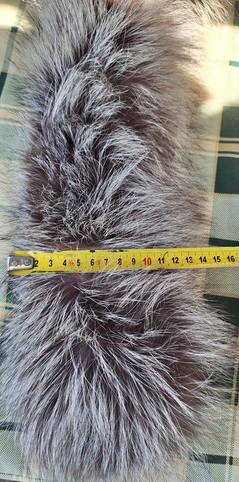 Воротник зі шкури фінської чернобурки