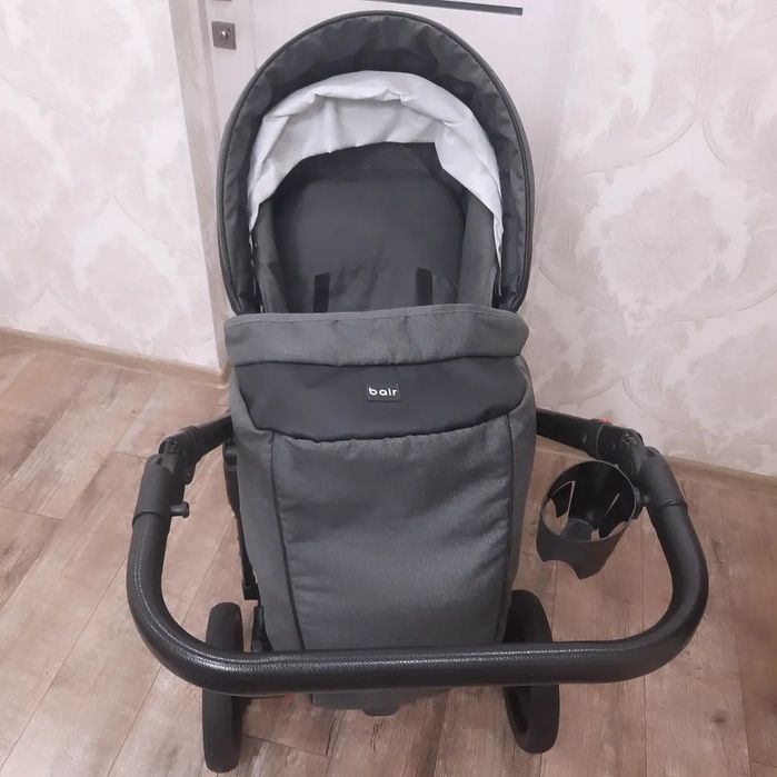 Дитяча коляска в ідеальному стані