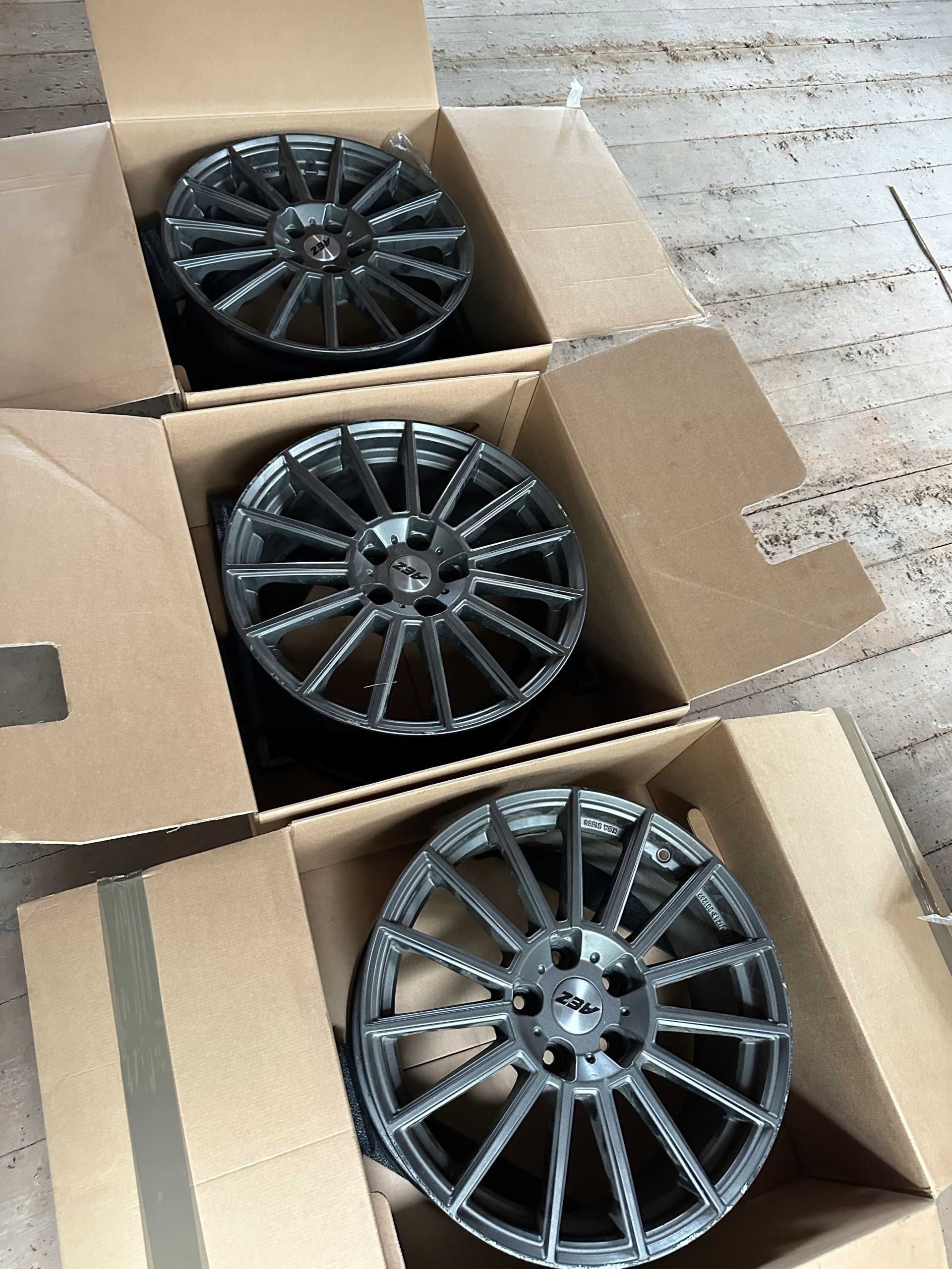 Felga aluminiowa AEZ Steam graphite 8.5"x18" 5x114,3 ET38 Tesla Model3