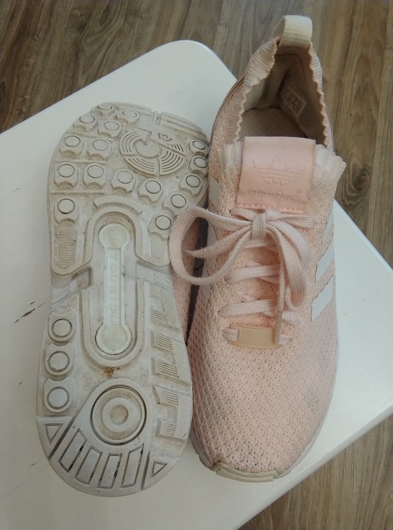 Buty sportowe damskie Adidas 40