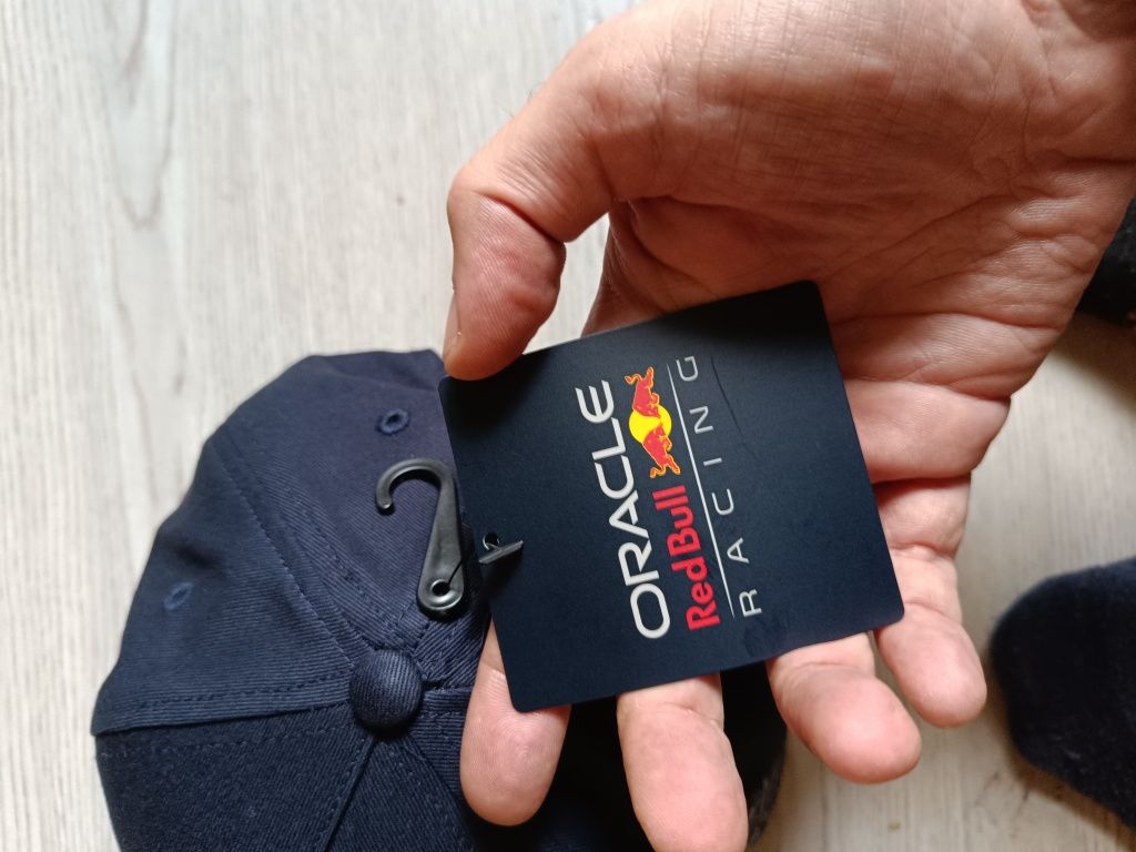 Oryginalna Czapka Red Bull champions F1 Oracle Red Bull racing