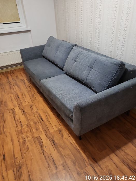 Oddam za darmo sprawną kanapę, że skrzynią