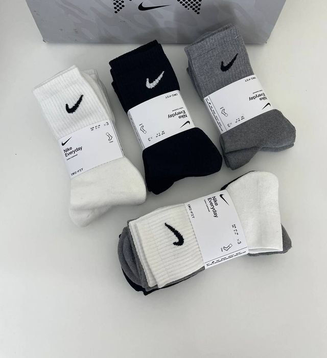 Duży wybór Nike Wysokie Skarpety 3 pak everyday cotton 34-46(z frotą)