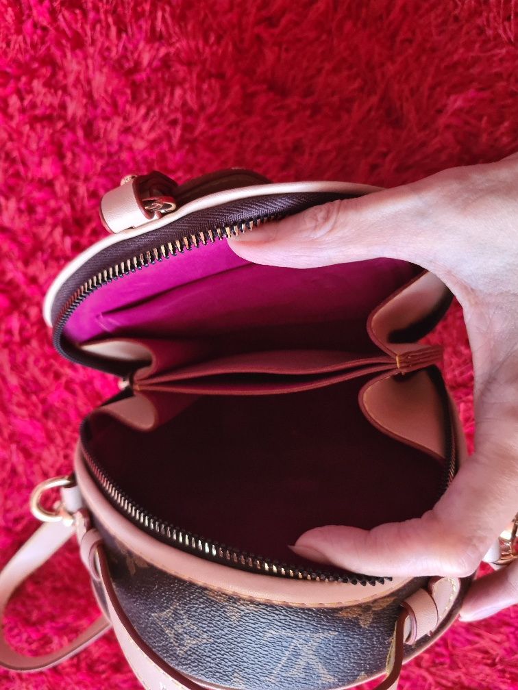 Nowa torebka na ramię Louis Vuitton