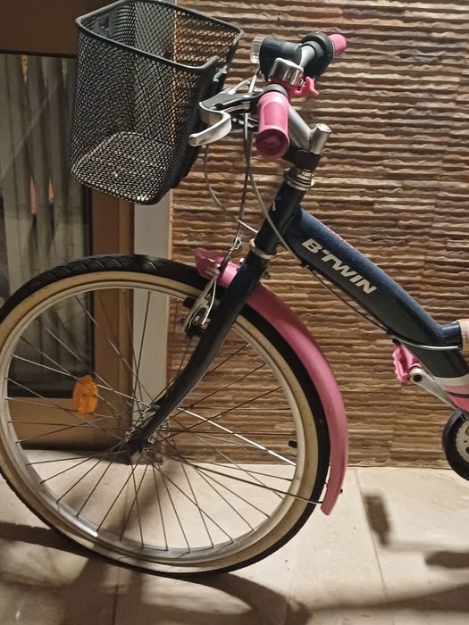 Bicicleta de menina como nova 80€