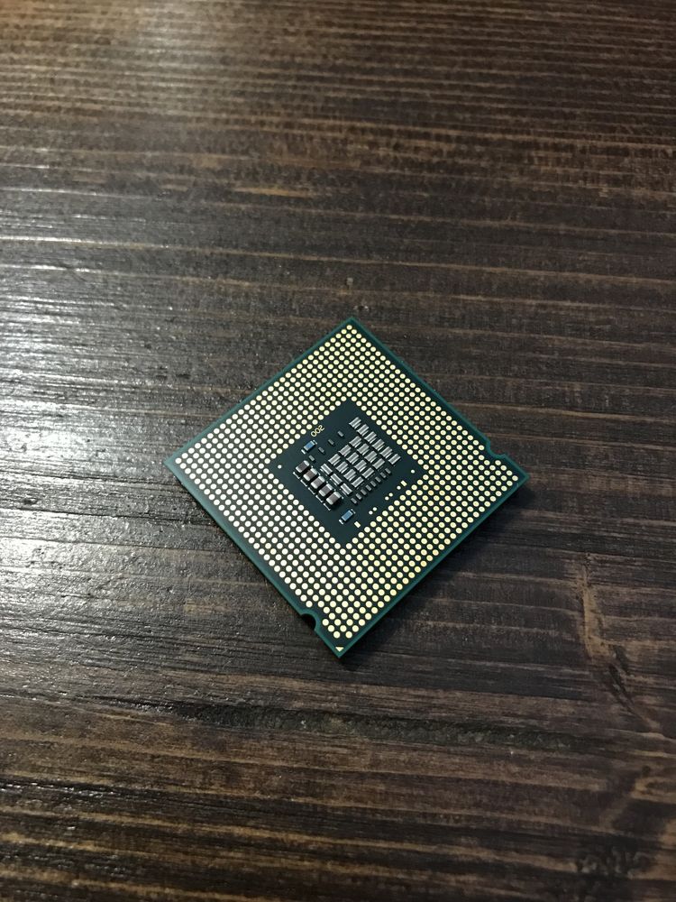 Процесор Core 2 Duo E8500