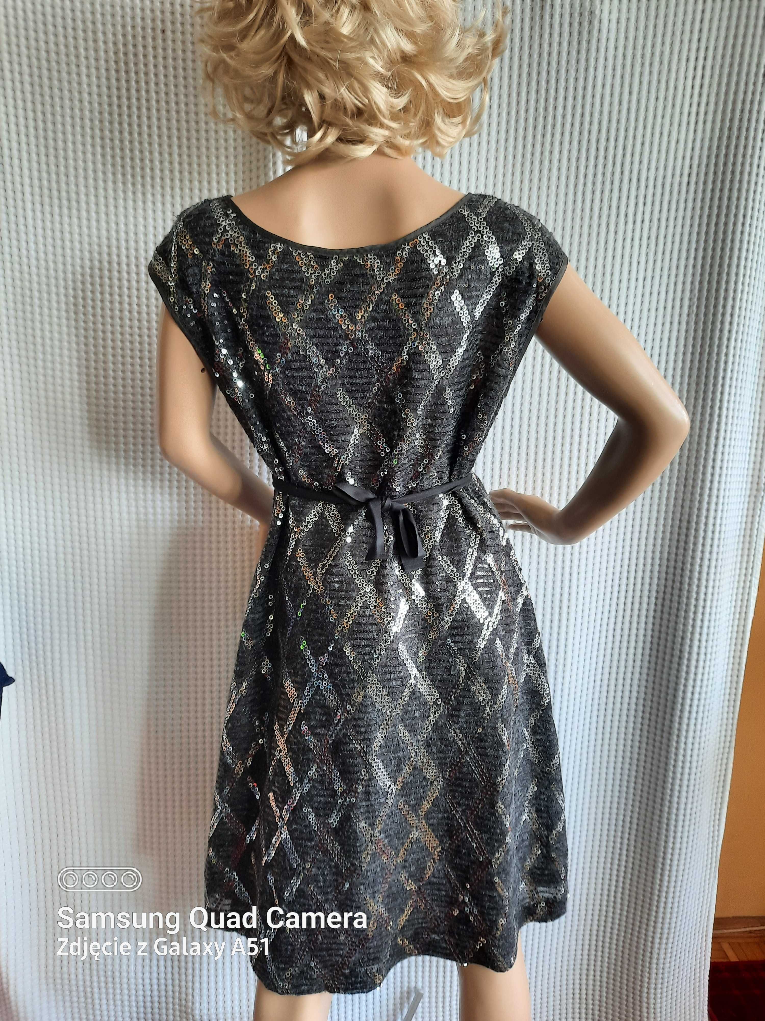 Sukienka-tunika piekna srebrno-popielata r.M firmy Jasire.