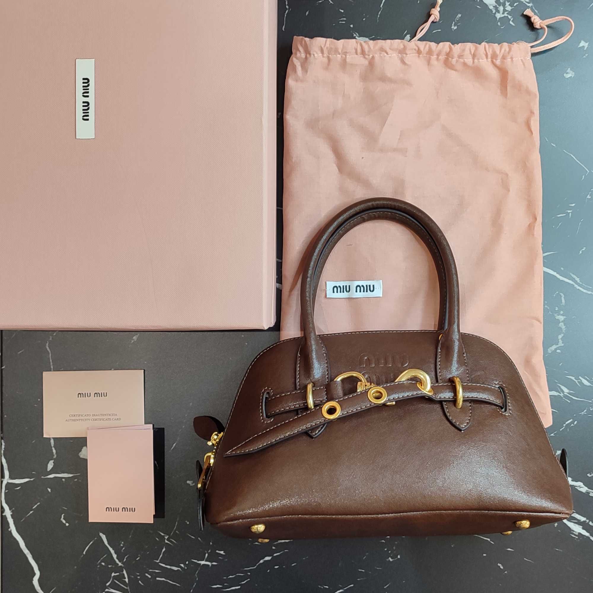 Сумка Miu Miu Aventure Small Nappa Leather Top-Handle Bag Briarwood