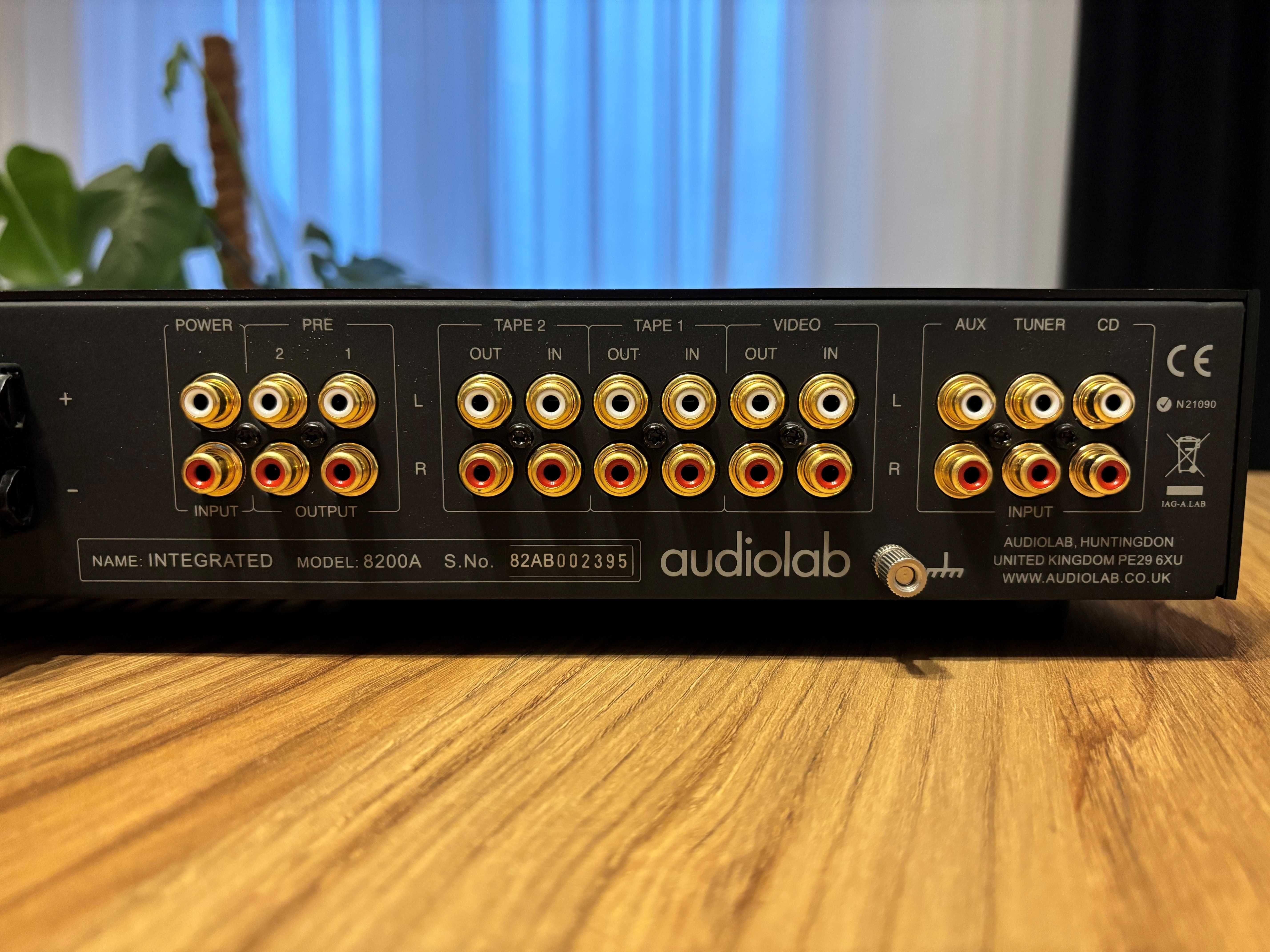 AUDIOLAB 8200A wzmacniacz stereo integra