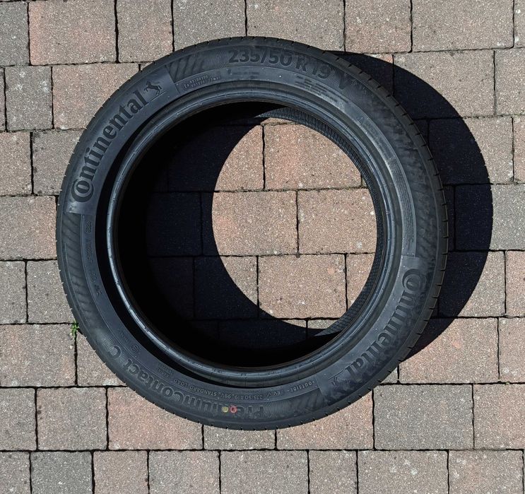Opony Letnie Continental Premium Contact C 235/50 R 19 99V