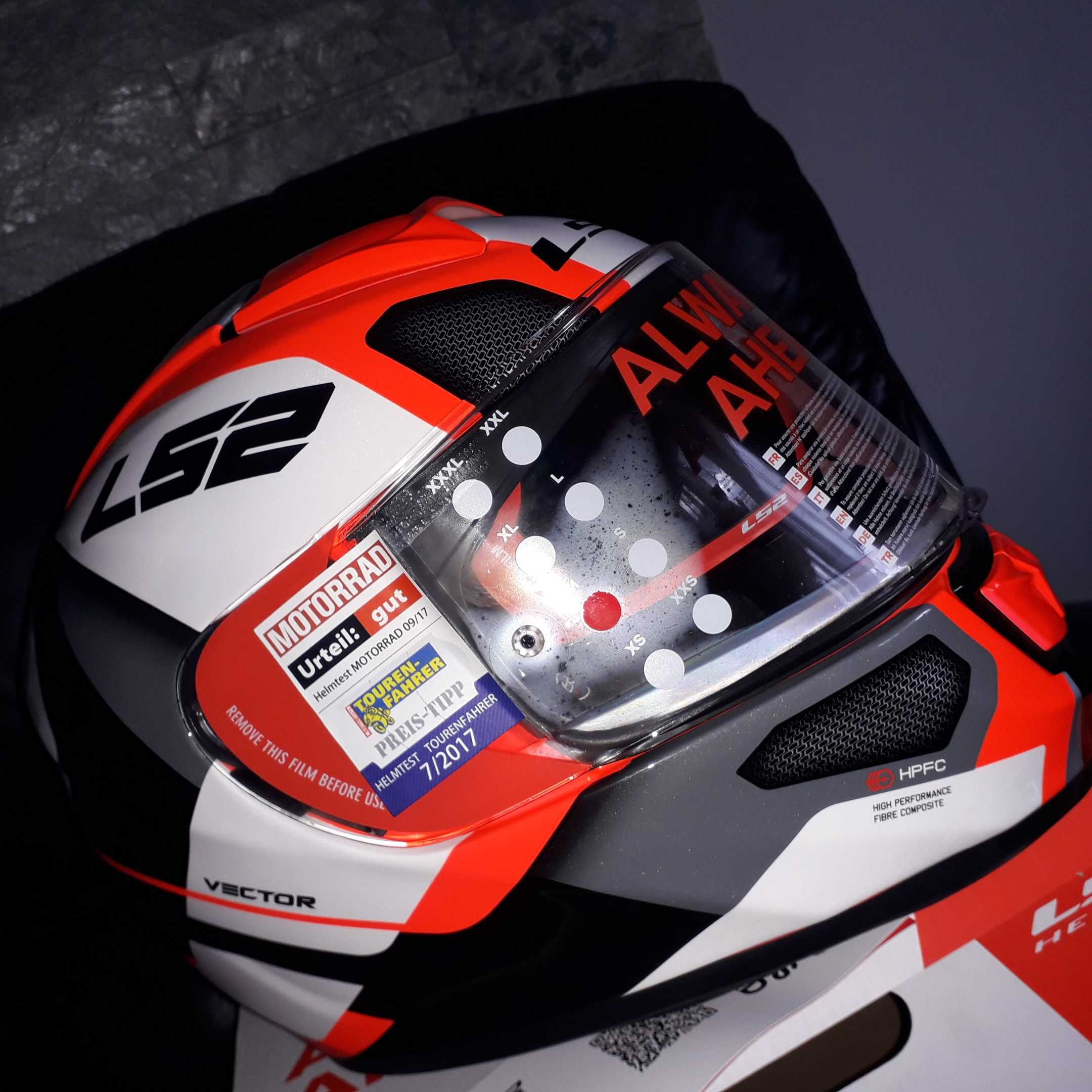 LS2 super kask i cena