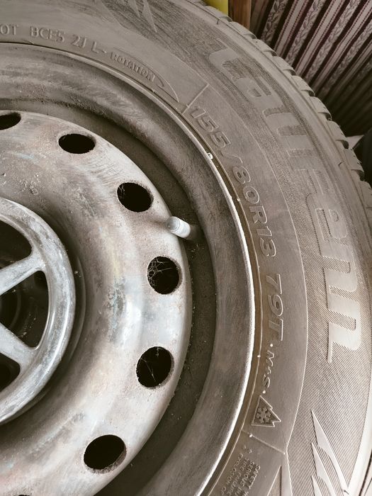 Opony zimowe 155/80r 13 z felgami