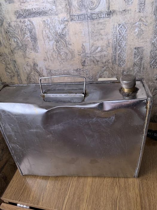 Канистра "Дипломат" из нержавейки.