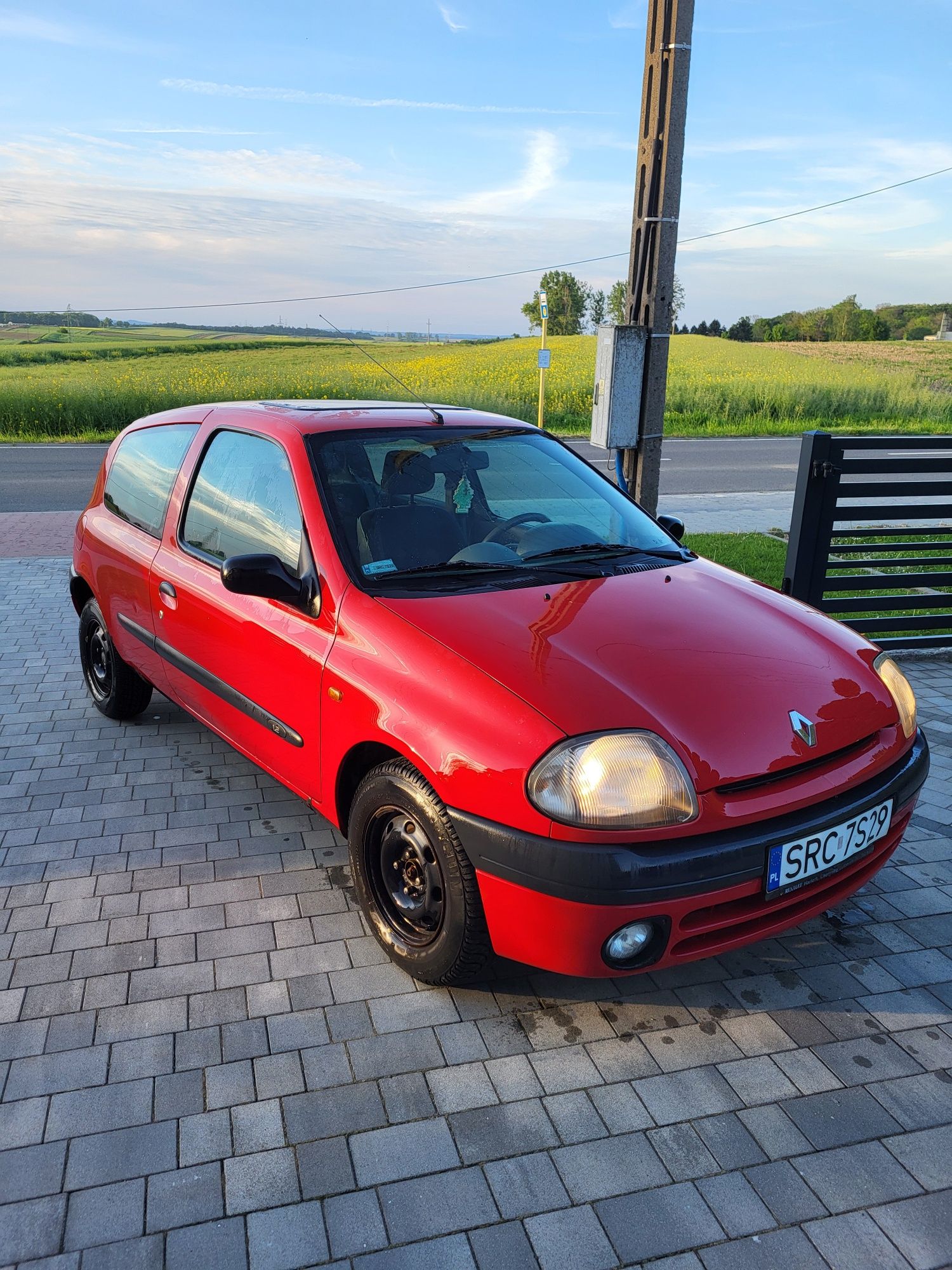 Sprzedam Renault Clio 2