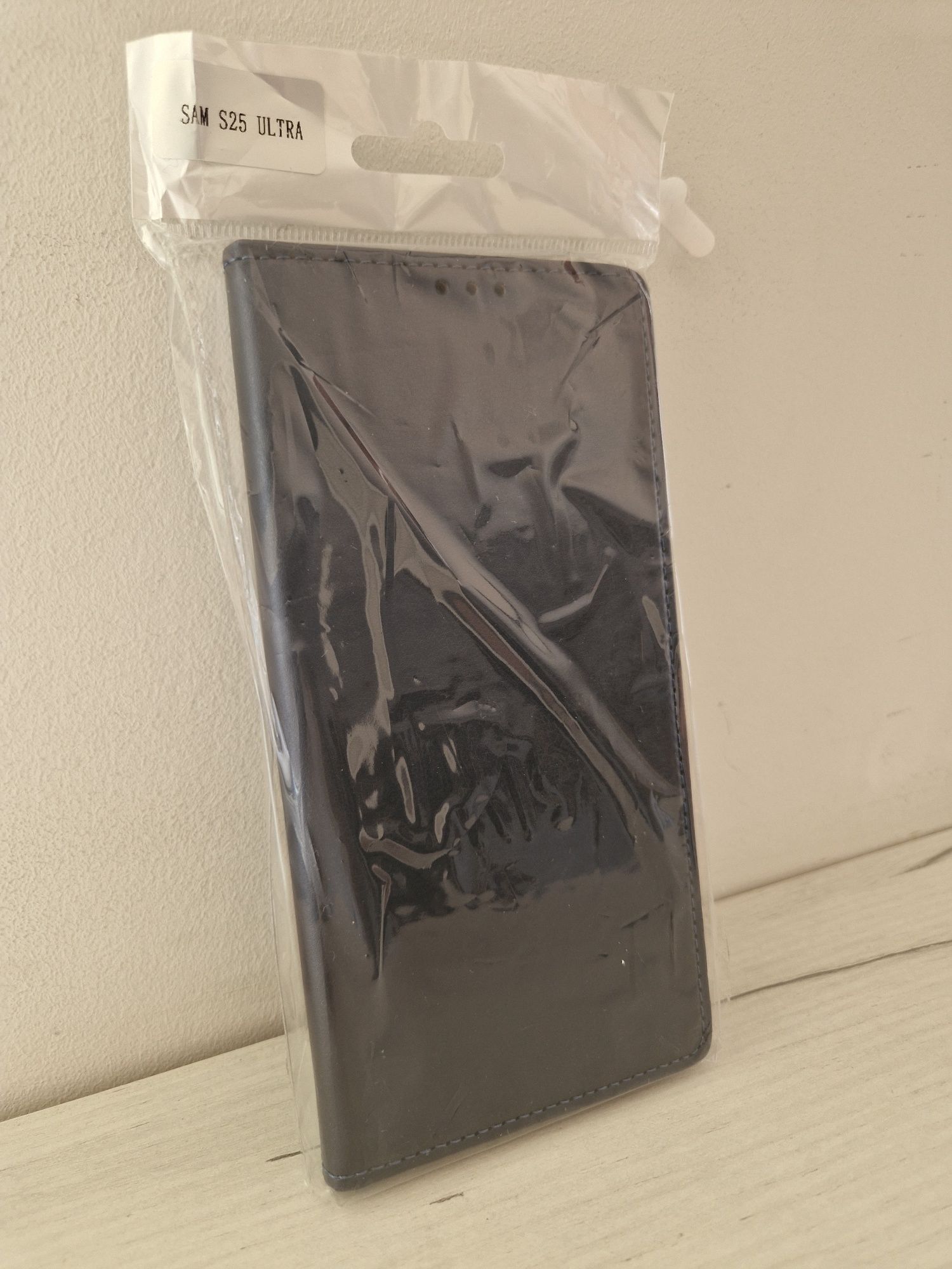 Kabura Smart Magneto do Samsung Galaxy S25 Ultra granatowa