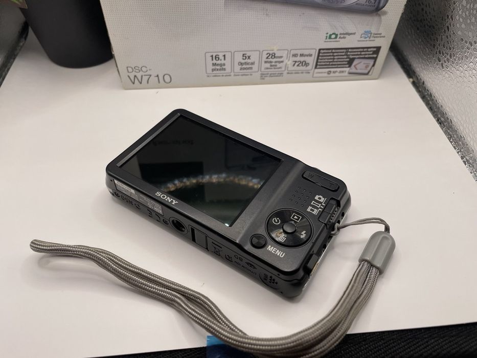 Sony Cyber-shot DSC-W710