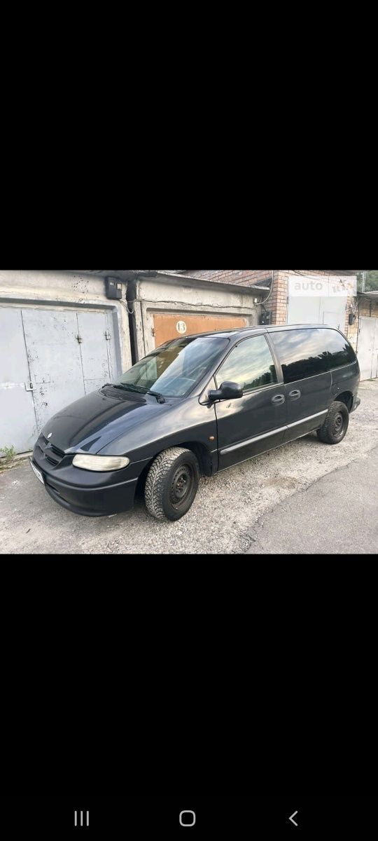 Продам dodge ram van