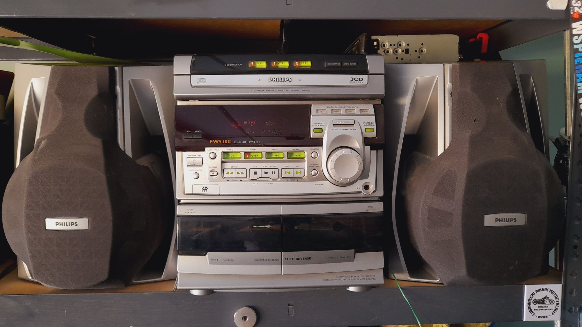 Wieża Philips Fw530C