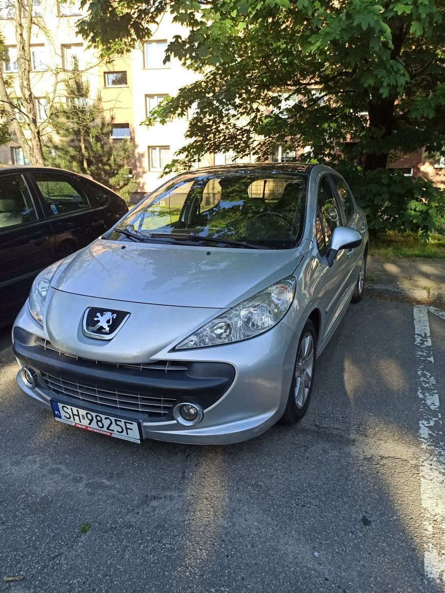 Peugeot 207 1.6 Benzyna