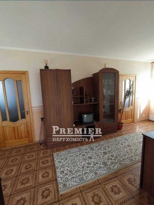 До продажу будинок 2000 р. у с. Молодіжне