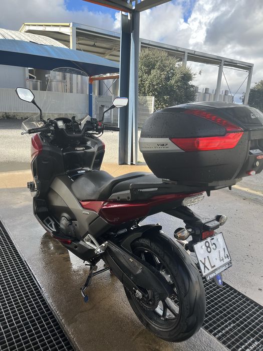 Vendo/Troco Honda Integra 750