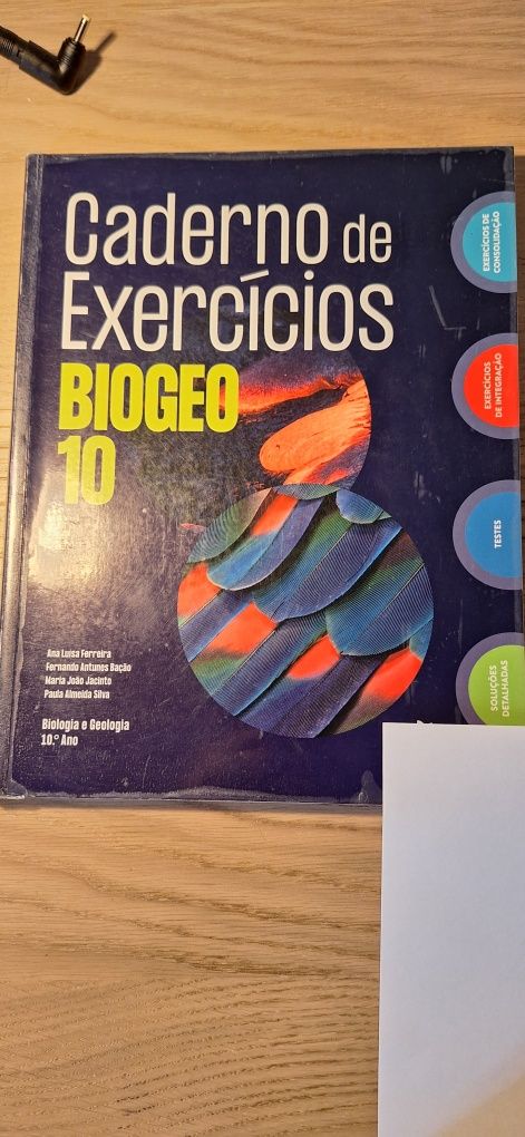 Livro escolares biologia