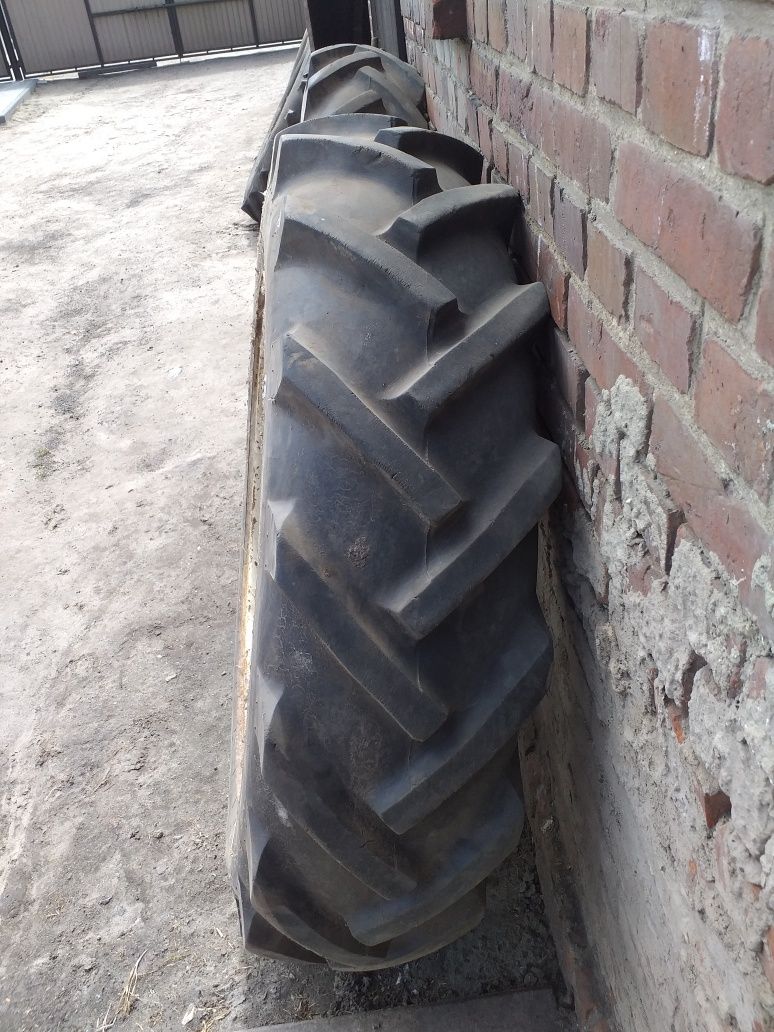 wąskie koła Ursus C 360 C 330 zetor 12.4 32