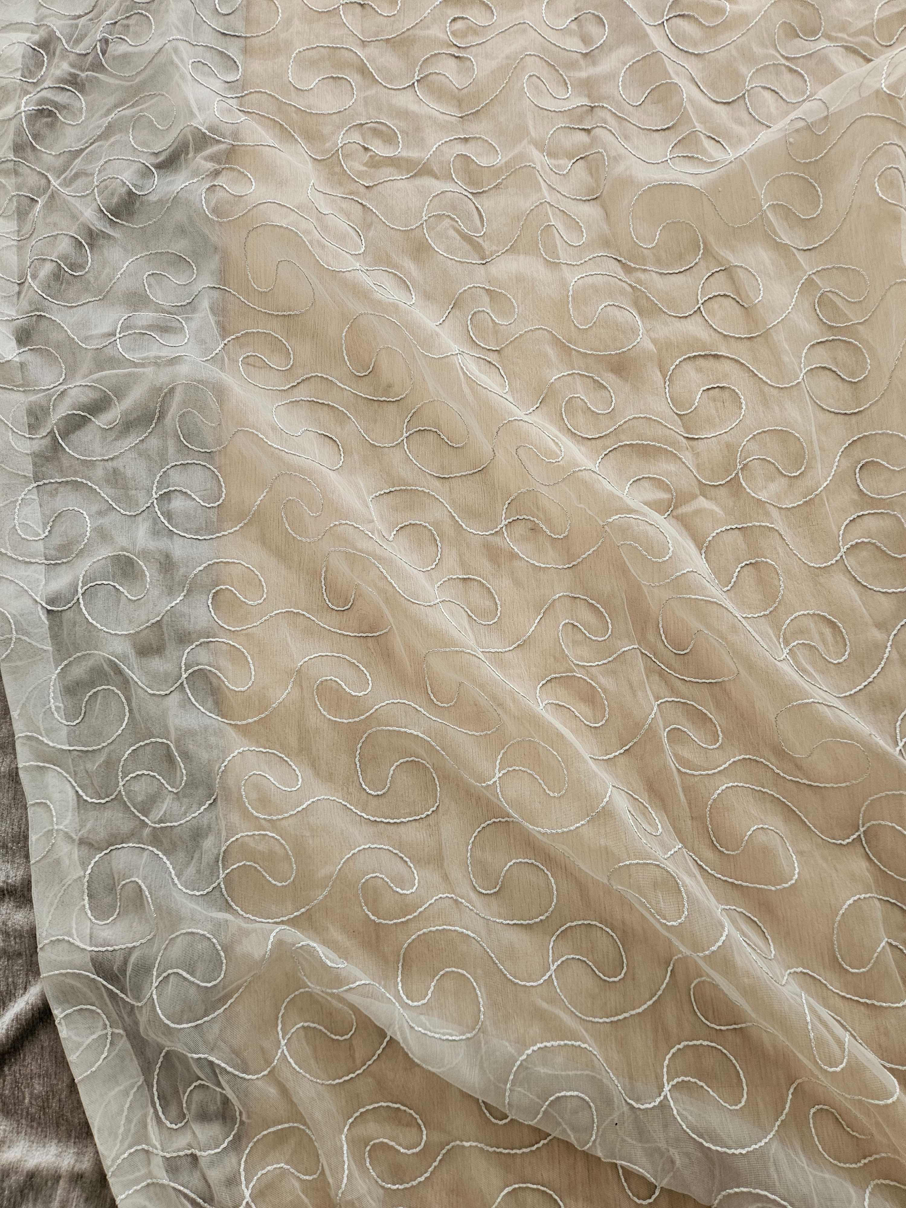 Cortinas em bom estado