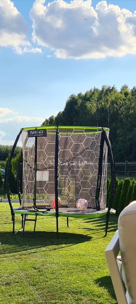 Trampolina dla dzieci